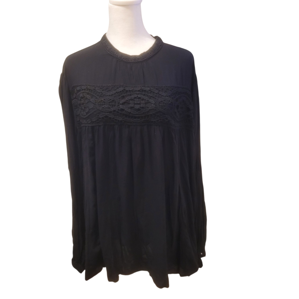 Elegant Black Lace Women's Top